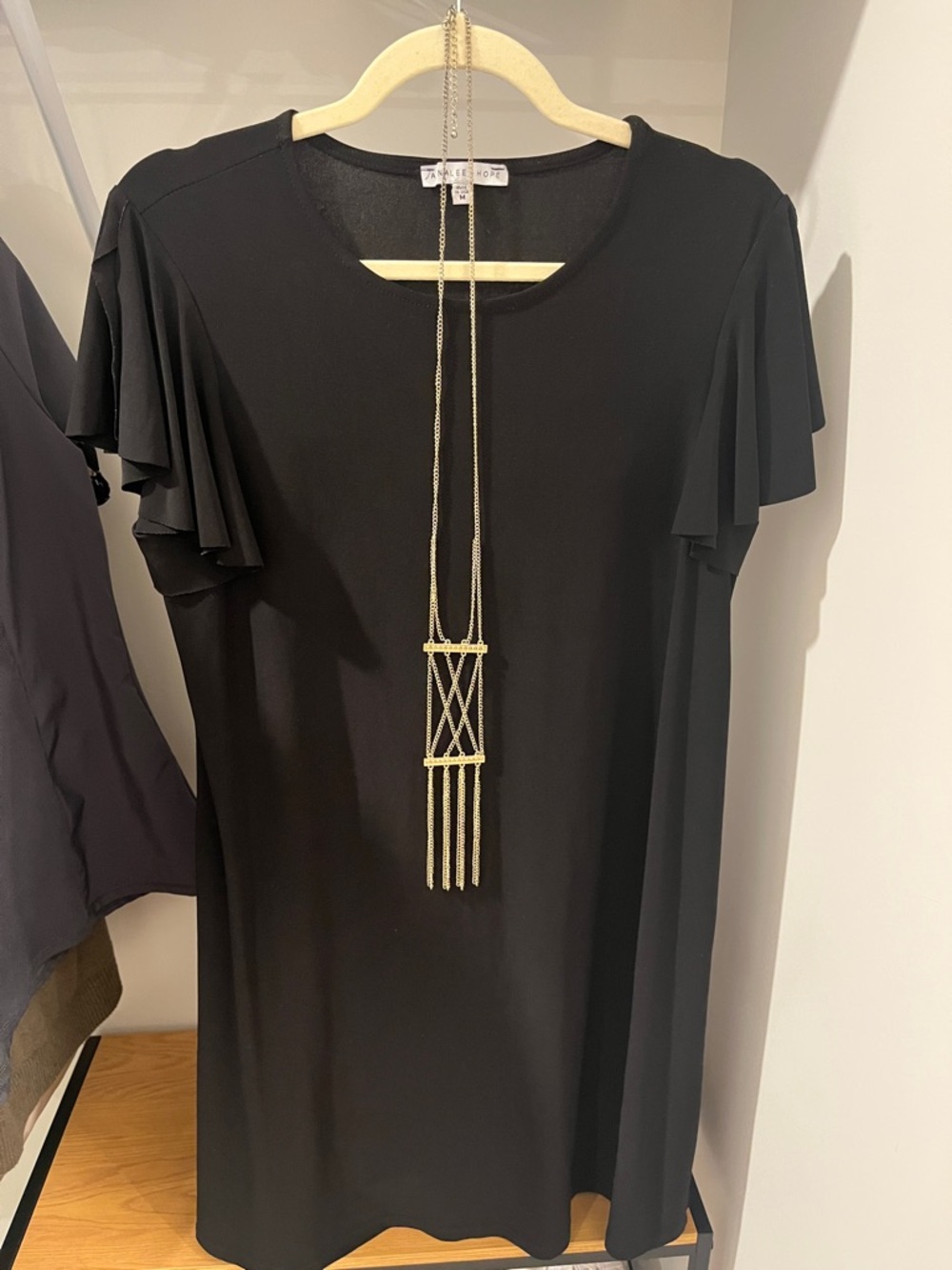 Long Gold Multi-Chain Fringe Necklace - Picture 4 of 7